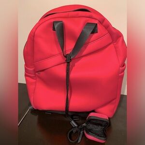 hot pink madden girl backpack